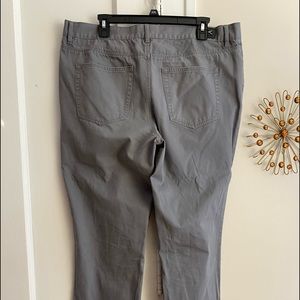Michael Kors Men’s dress pants in color grey, size 36/32